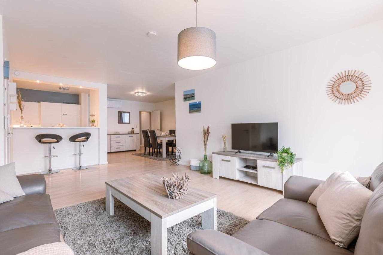 Charming Apartment Near The Beach Blankenberge Exteriör bild